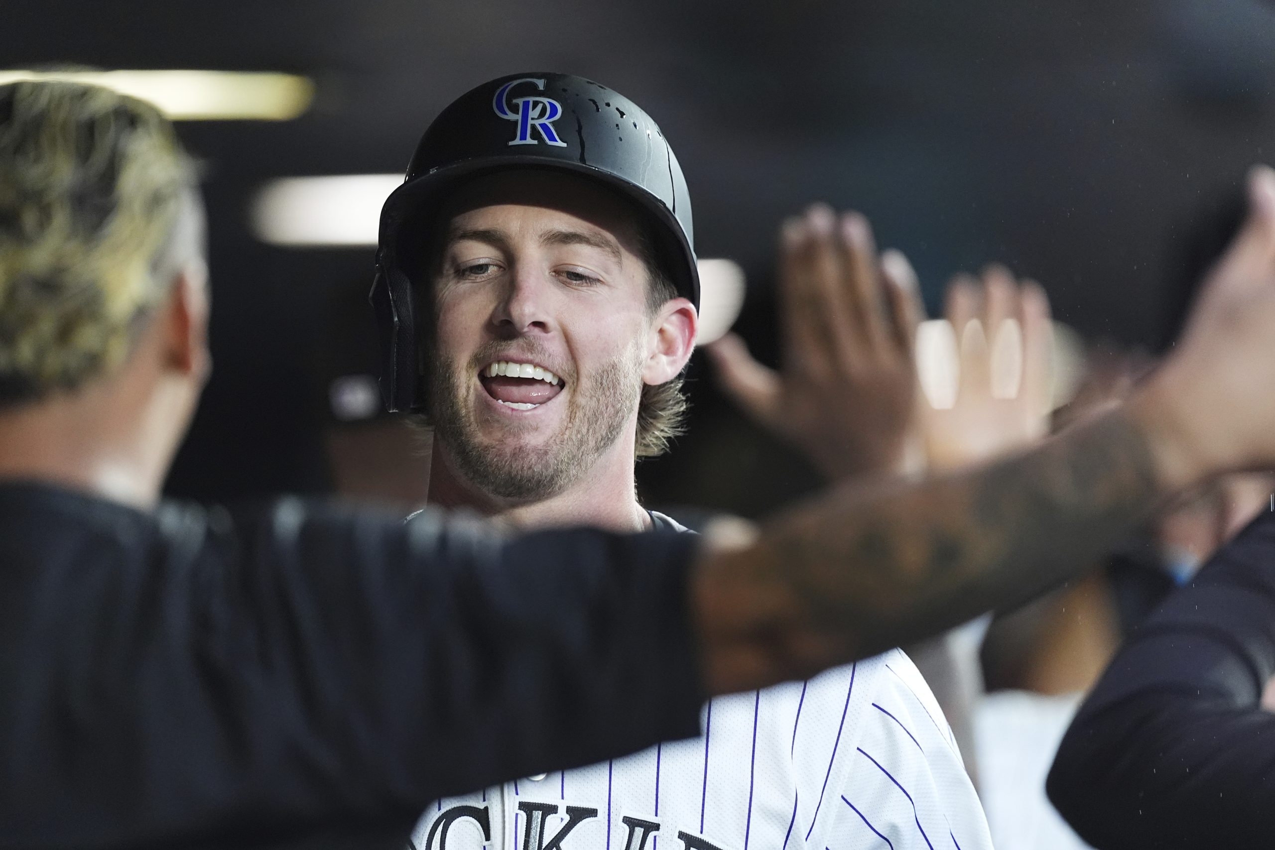 Yankees acquire third baseman Ryan McMahon from the Rockies for prospects, AP source says