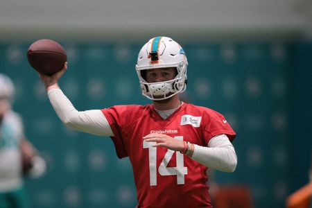 Dolphins rave about pick No. 231, QB Quinn Ewers