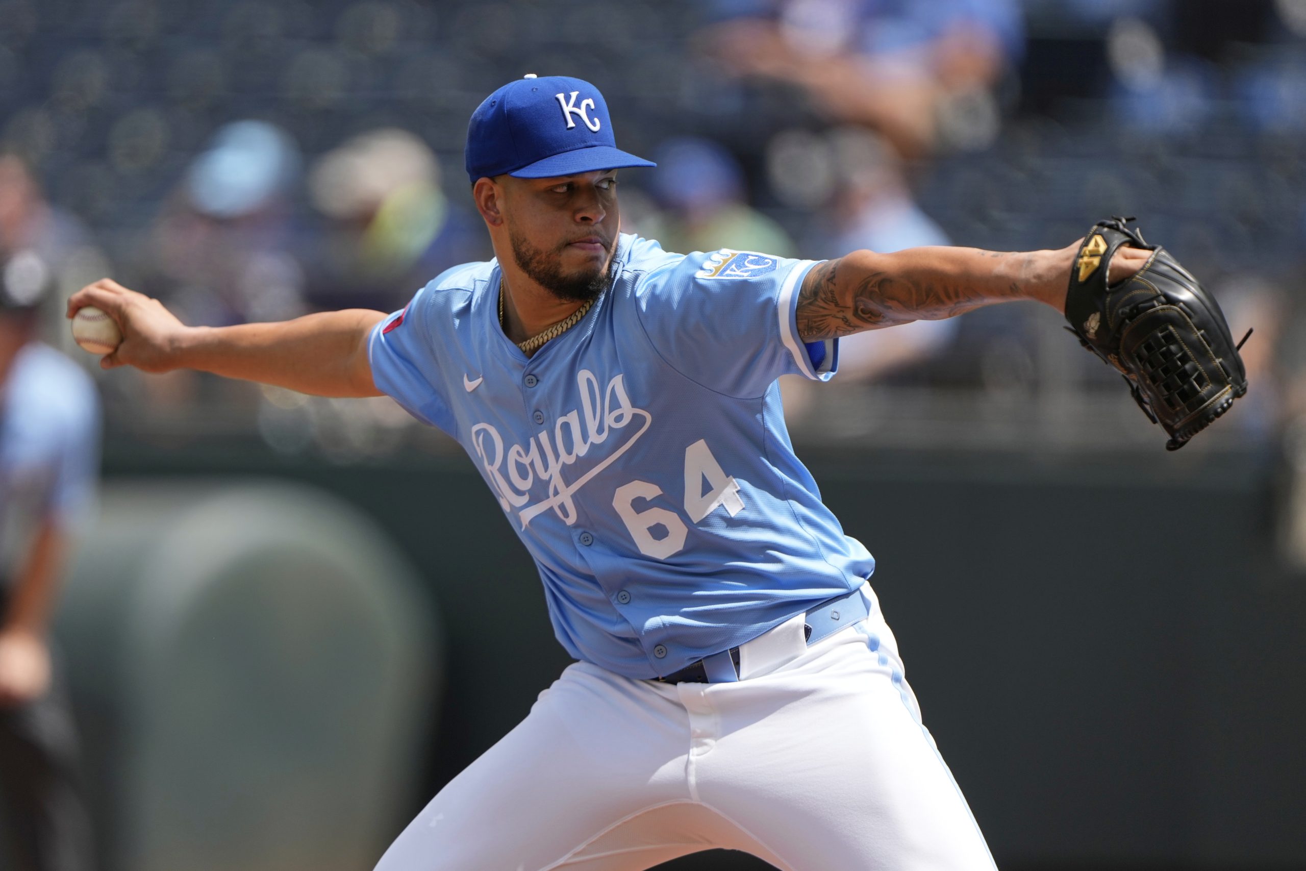Nine pitchers, one shutout: How the Royals made history against the Braves with a 1-0 victory