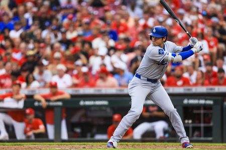 Shohei Ohtani leaves game after multiple wild pitches