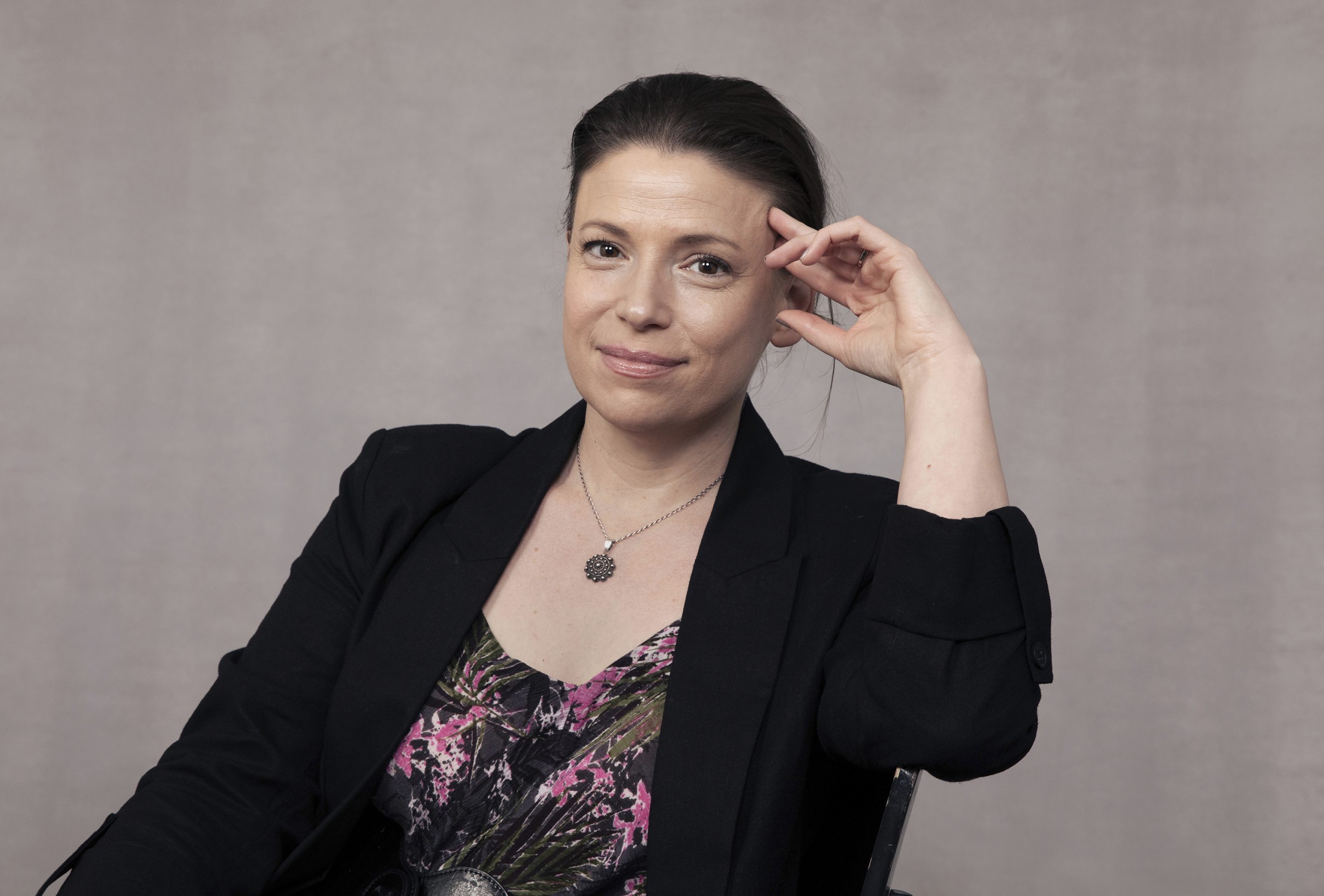 Julia Whelan has narrated 600 audiobooks and counting. So why isn’t she paid like it?