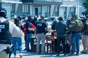 Another federal judge attempts to halt Trump deportation efforts