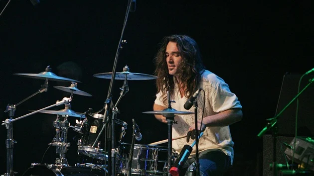Ex-Pearl Jam drummer David Abbruzzese comments following Matt Cameron announcement