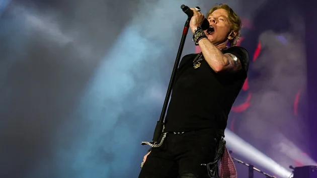 Axl Rose met Ozzy Osbourne for first time at Back to the Beginning concert