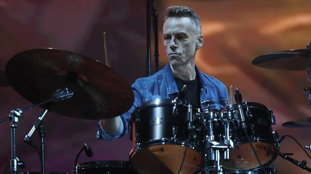 Ex-Pearl Jam drummer Matt Cameron playing concert with Is This Real? side project