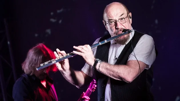 Ian Anderson on Mick Jagger’s vocals: ‘(He) didn’t set the bar very high’