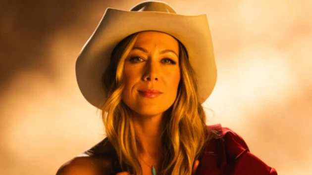 Colbie Caillat reteams with Jason Mraz, covers Post Malone on new duets album