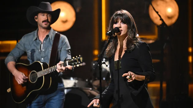 A million reasons to love Riley Green & Ella Langley? ‘Don’t Mind If I Do’