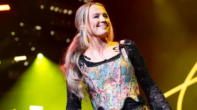 Gabby Barrett’s giving us ‘The Easy Part’ first