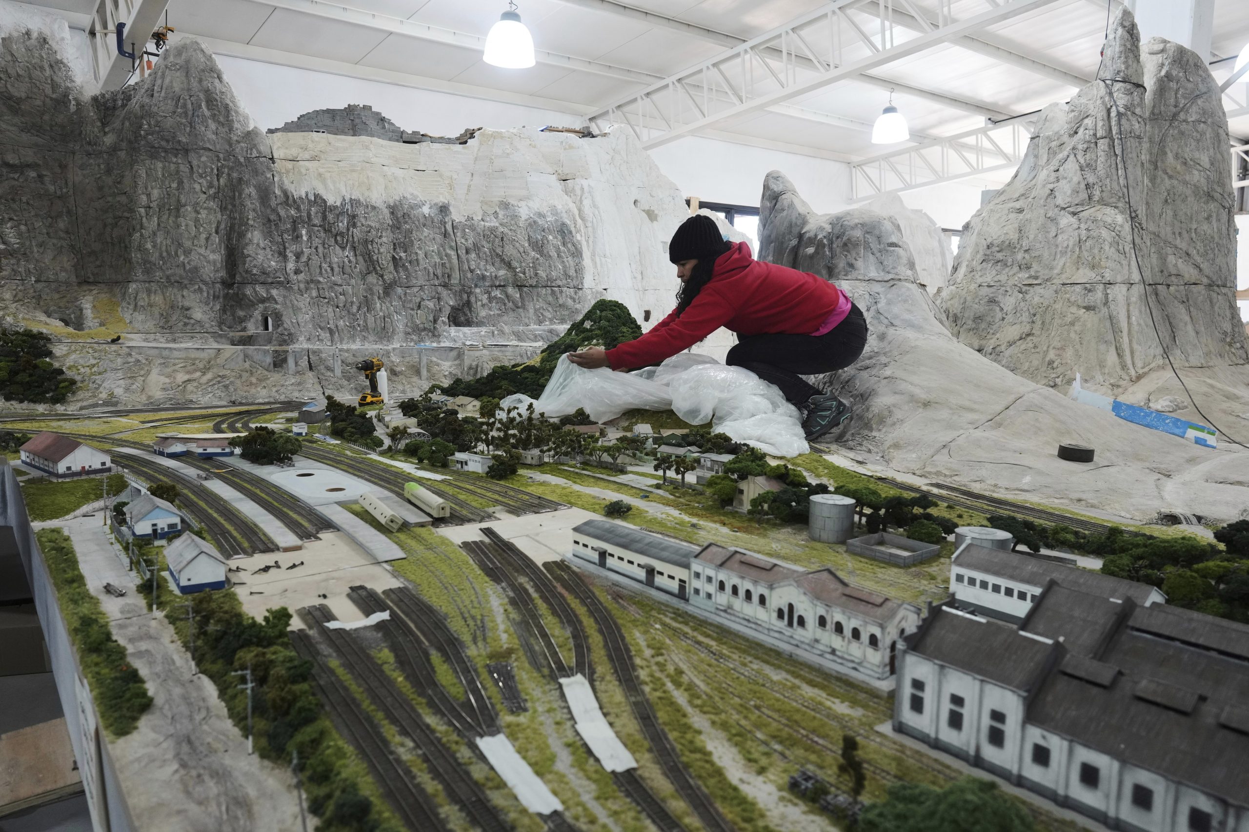 In a miniature world, climate change and environmental issues loom large
