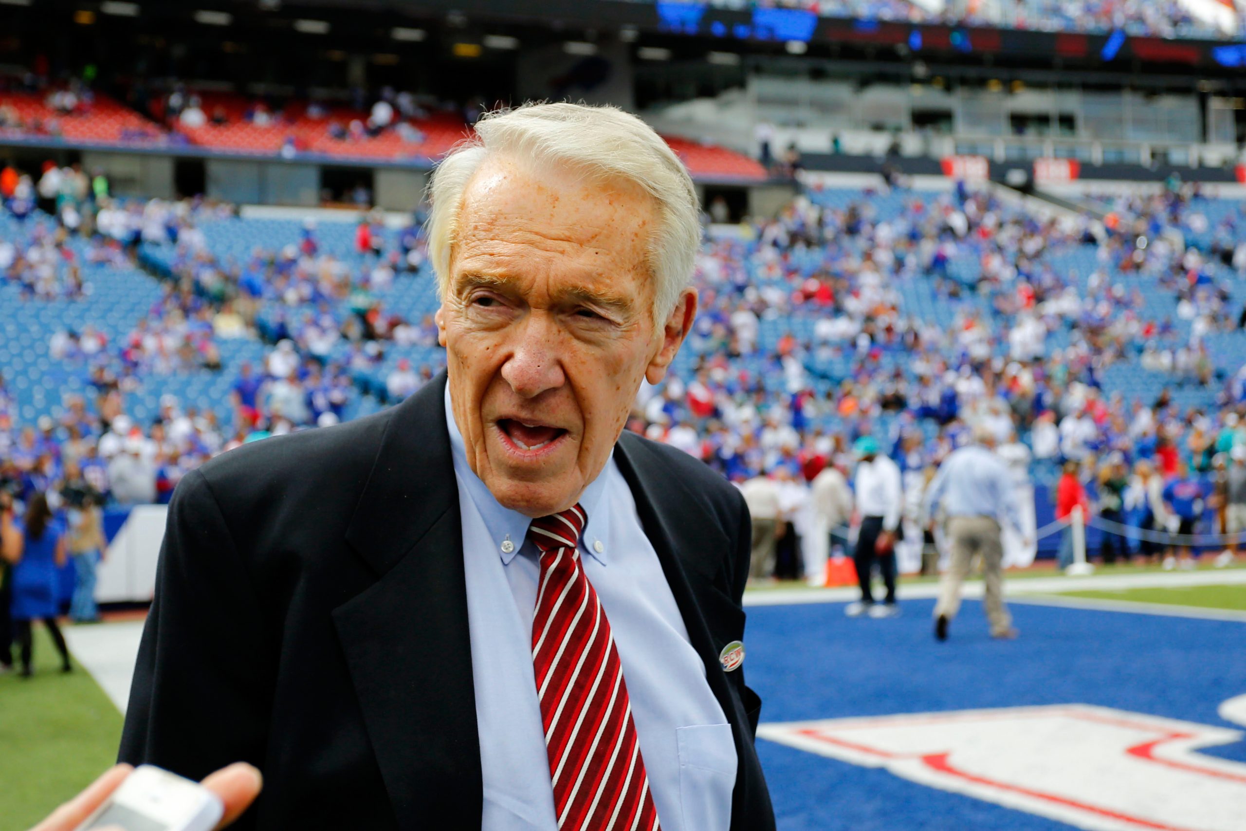 Marv Levy looks forward to celebrate turning 100 at Hall of Fame in Canton, Ohio
