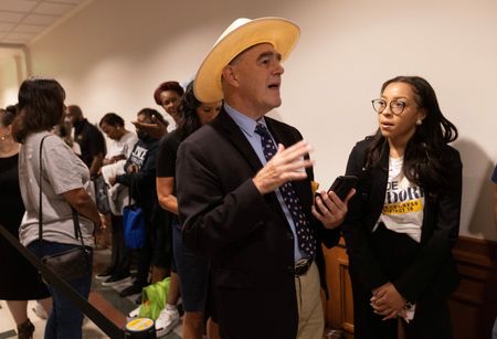 Texas Democrats seek to block redistricting vote by leaving state