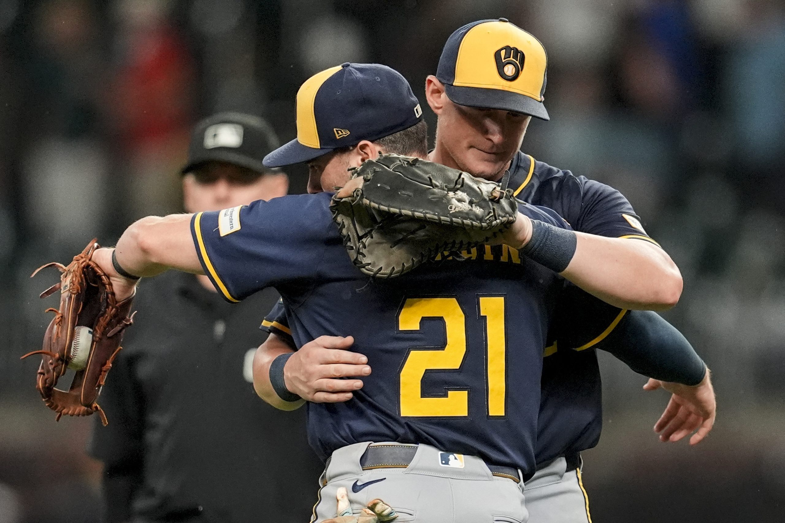 Brewers use best 60-game stretch in team history to state case as best team in the major leagues