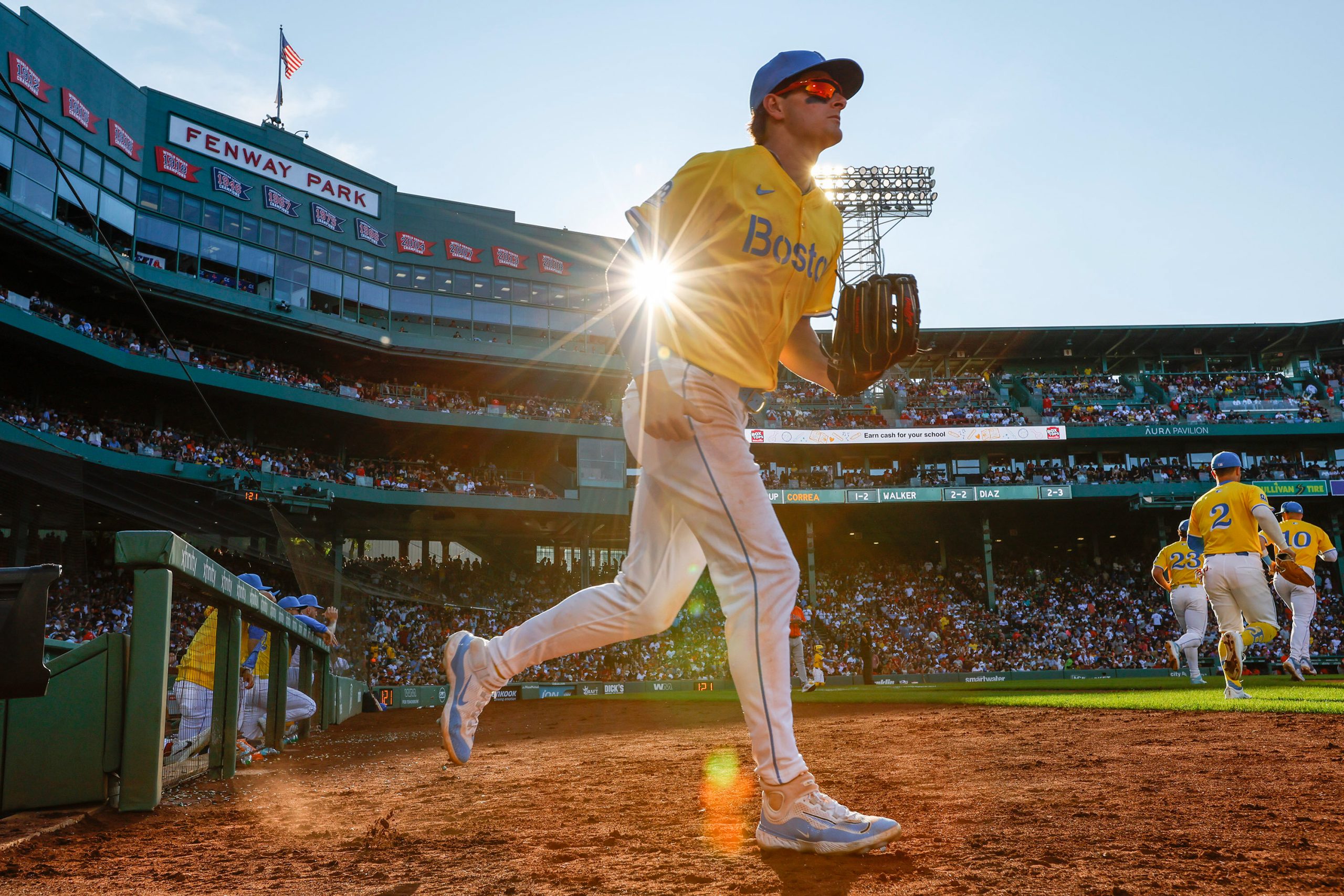 Red Sox sign rookie phenom Roman Anthony to an 8-year extension