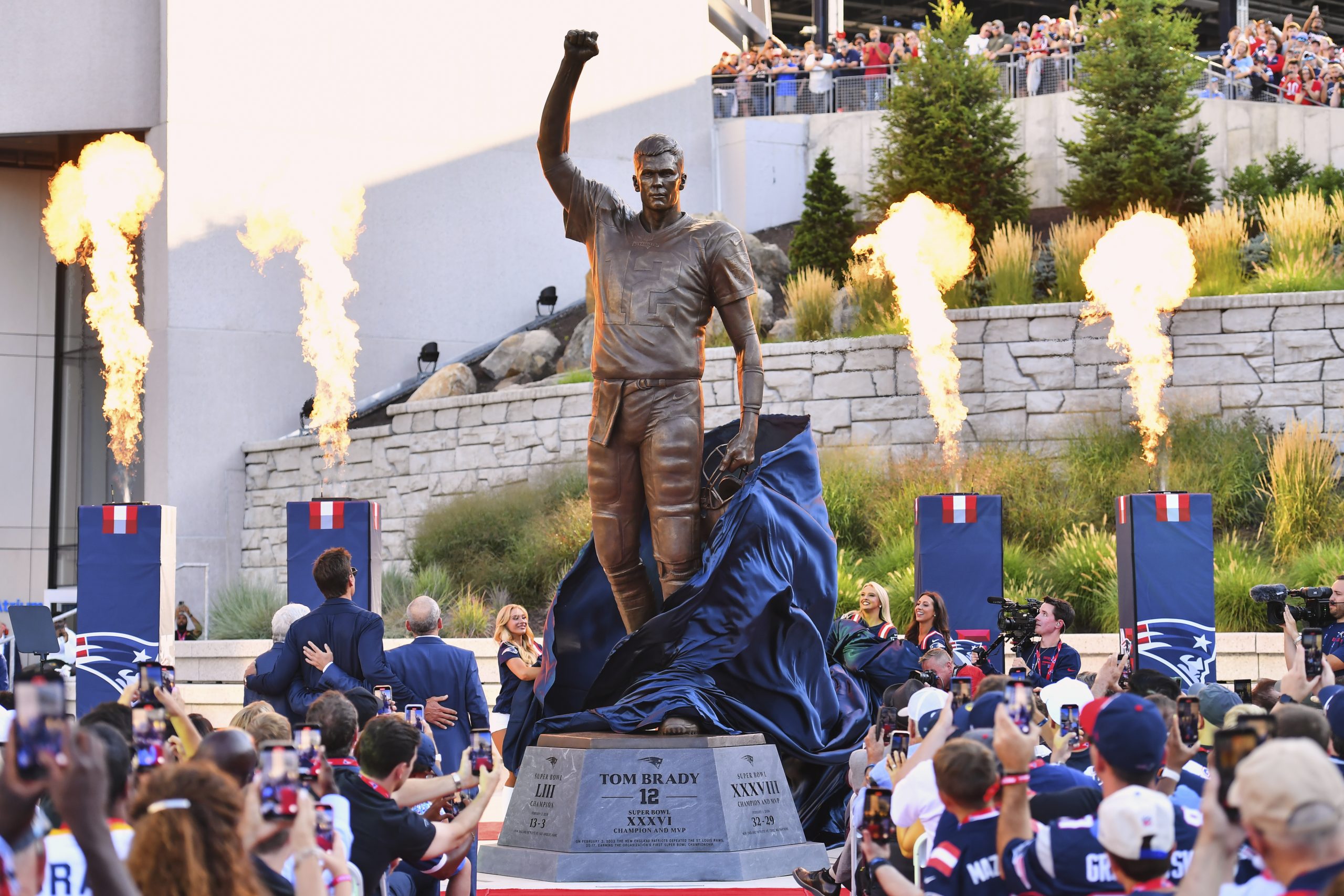 Patriots unveil statue of Tom Brady, QB who led them to 6 Super Bowl wins, before exhibition opener