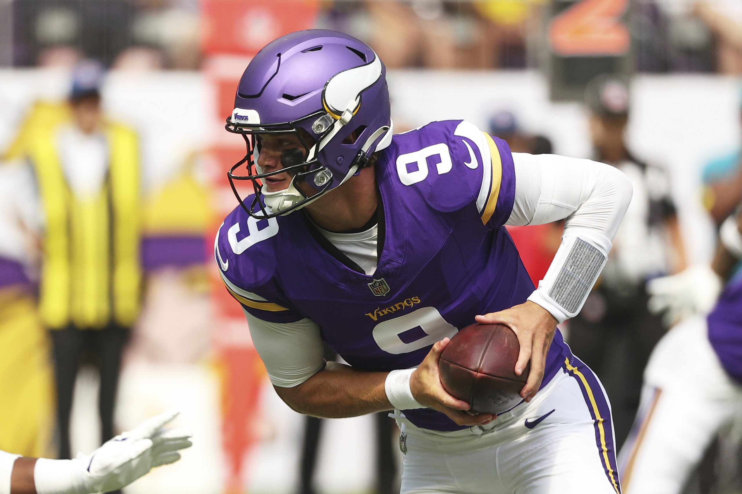 J.J. McCarthy returns to lead Vikings to 20-10 win over Texans in preseason opener