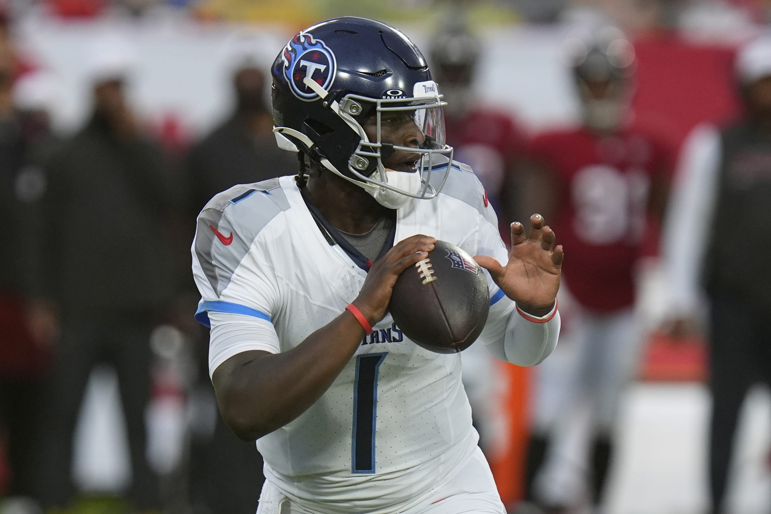 Ward solid in NFL preseason debut, leading one scoring drive in Titans’ 29-7 loss to Buccaneers