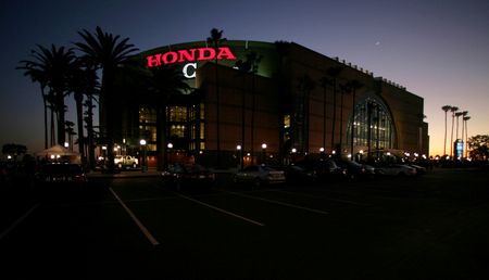 Olympics-LA28 to allow venue naming rights in first for Olympics; Comcast, Honda debut deals