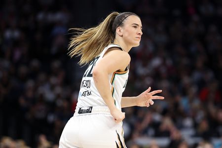 Liberty G Sabrina Ionescu (foot) out vs. Dream