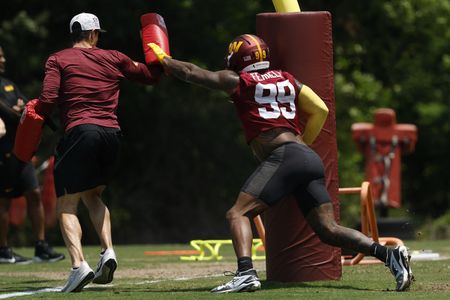 Report: Commanders parting ways with DE Clelin Ferrell