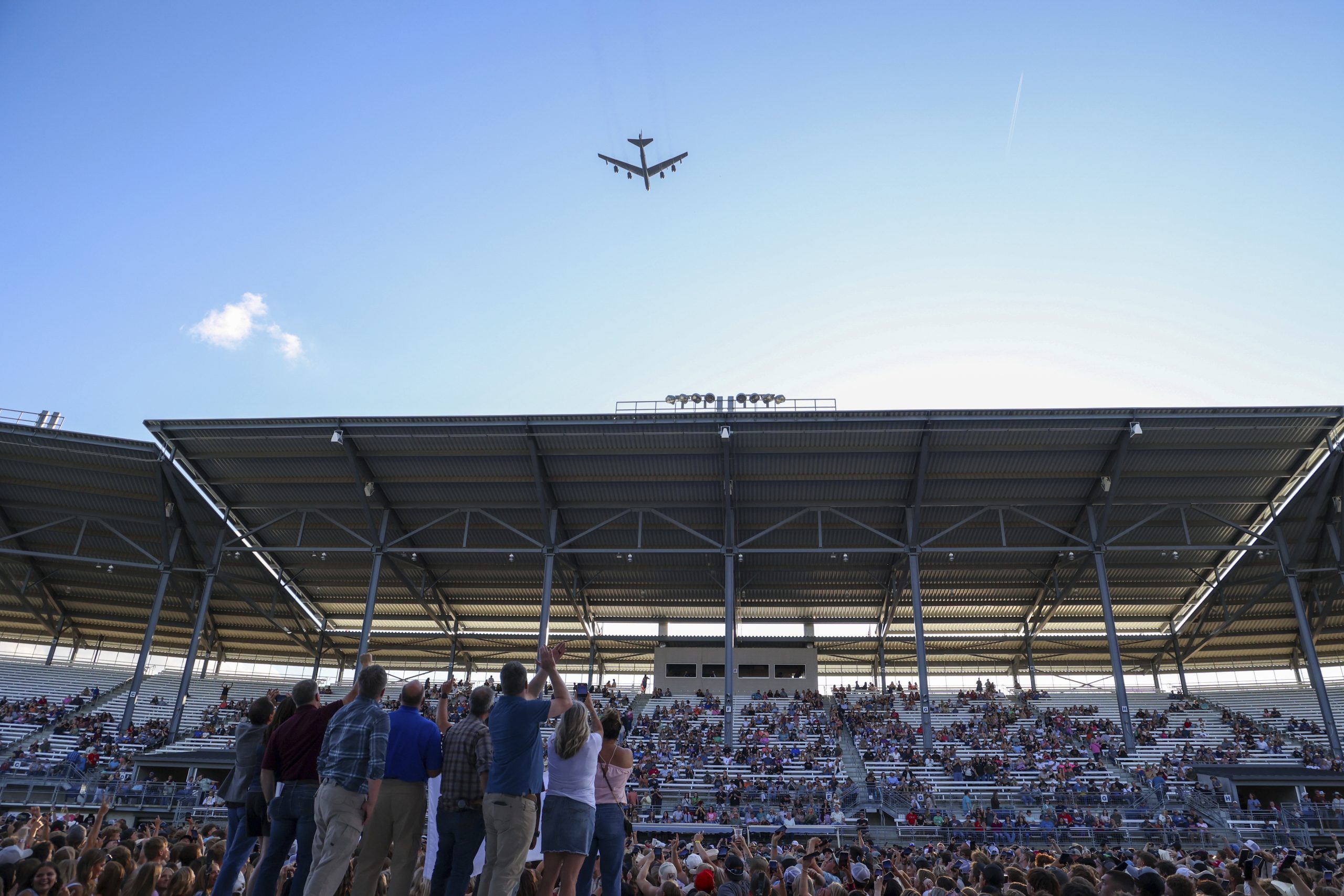 NTSB says B-52 bomber nearly hit two different planes in North Dakota last month