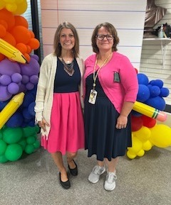 Mrs. Seggelke and Mrs. Hanold didn’t pre-plan their wardrobe together today, but what a coincidence?