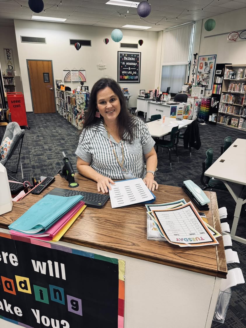 It’s Motivational Monday at Edison!! Mrs. Brookman our Librarian says, “If you can’t find the sunshine, be the sunshine”…