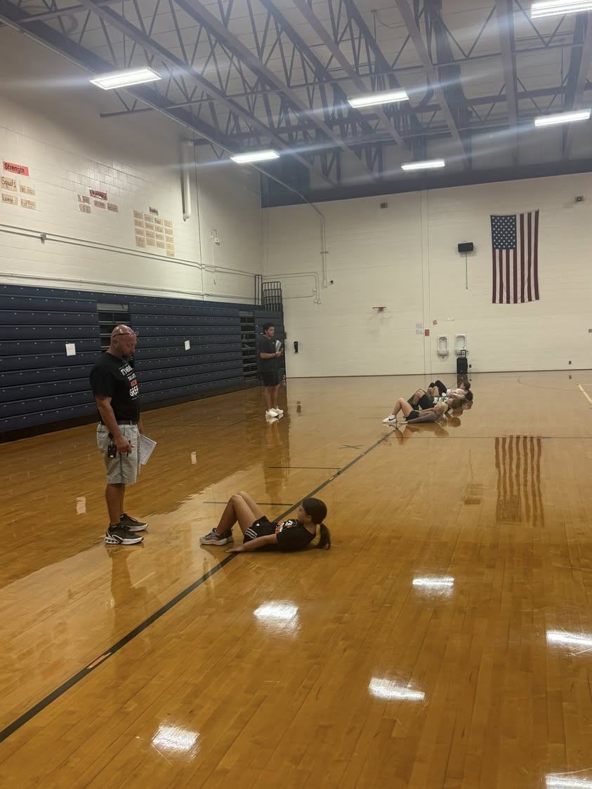 3rd grade is working on their fitness curl up test in PE. Good Luck 3rd grade!! #edisonbombers #MAC185 #fitness #health