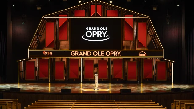 Megan Moroney, Drew Baldridge & more will deck the halls in ‘A Grand Ole Opry Christmas’