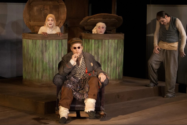 The Gubernatorial Tug-of-War Over the Fugitive Texas Dems Little More Than Theatre of the Absurd