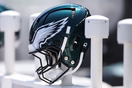 NFL-Wipes brand gets behind Eagles’ ‘Tush Push’ in cheeky partnership