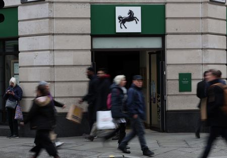 UK’s Lloyds to put thousands of staff at risk of dismissal