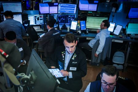 Morning Bid: Bonds bounce, tech rallies