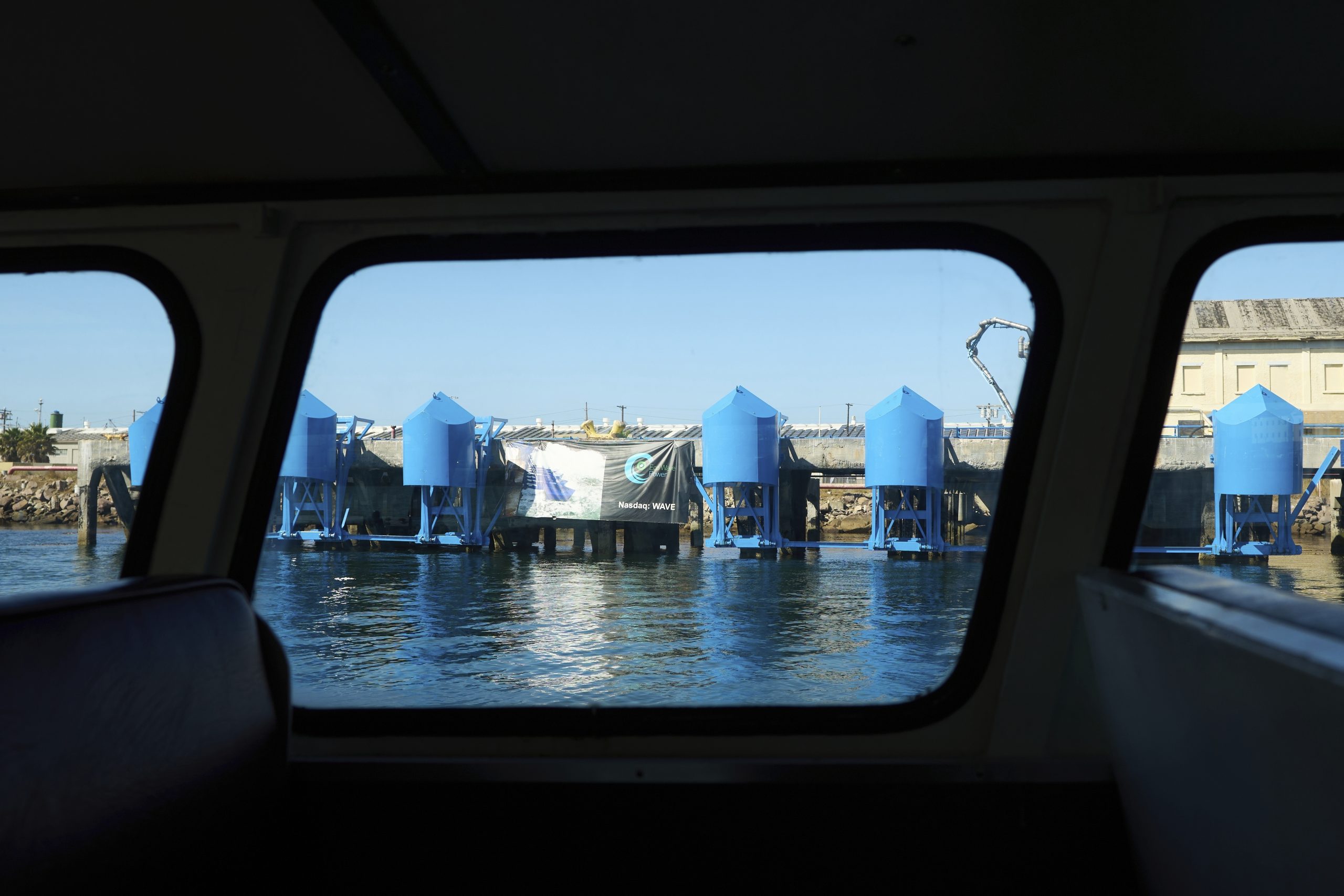 In LA port, bobbing blue floats are turning wave power into clean energy
