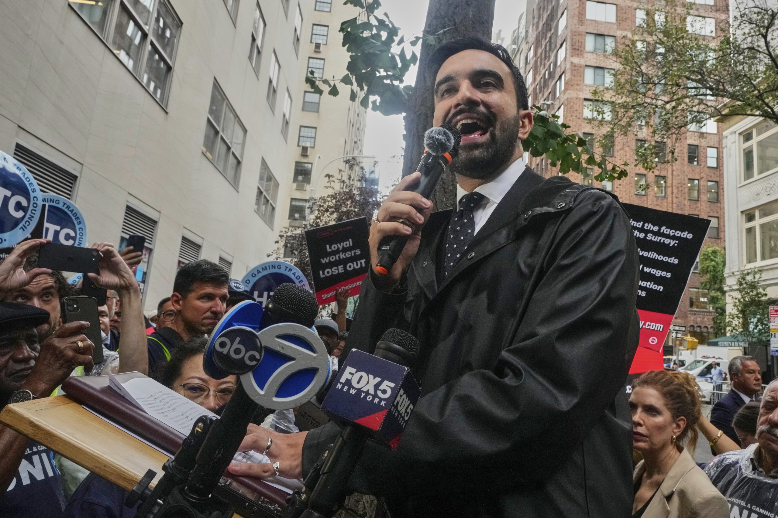 The Democratic Party is in fits over Mamdani’s bid for NYC mayor. Republicans are loving it