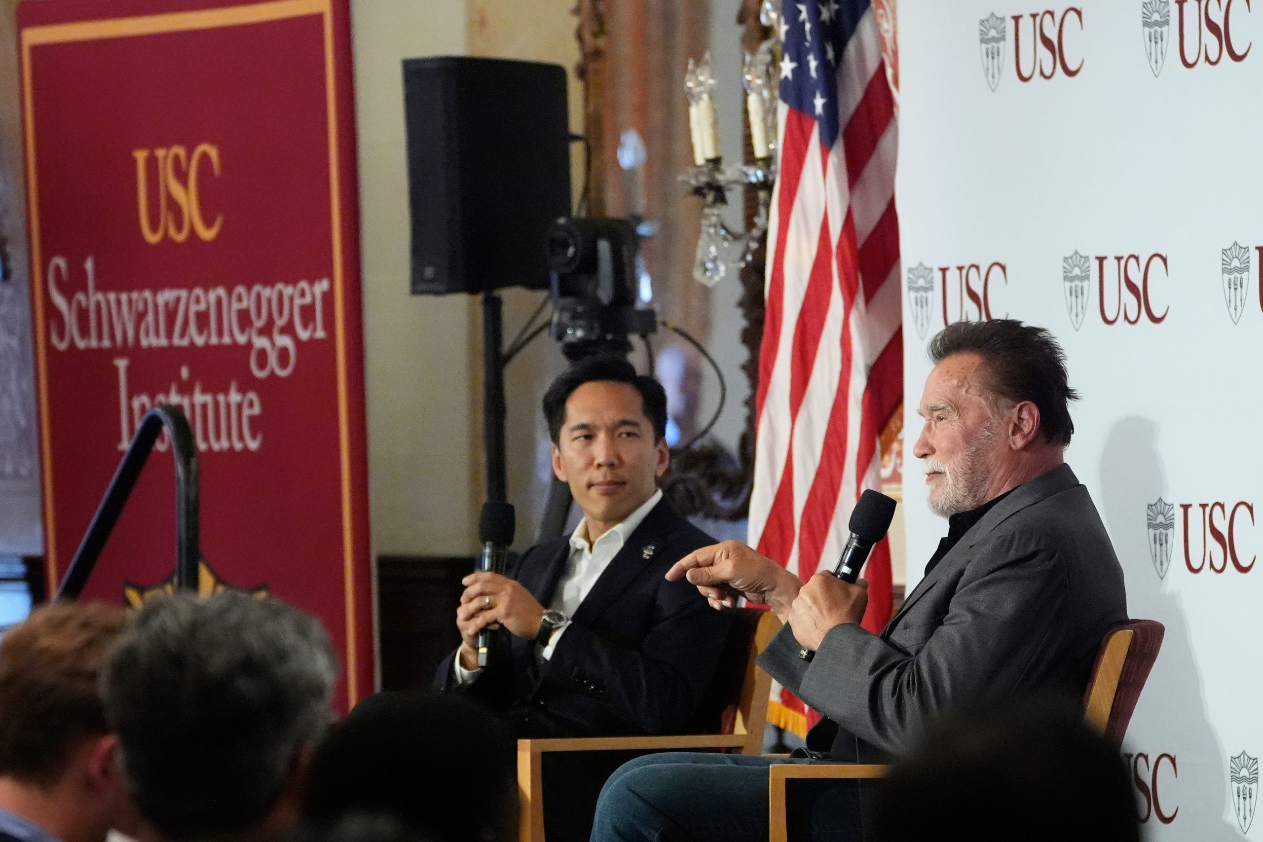 Arnold Schwarzenegger enters fight on US House control, urges vote against new California districts