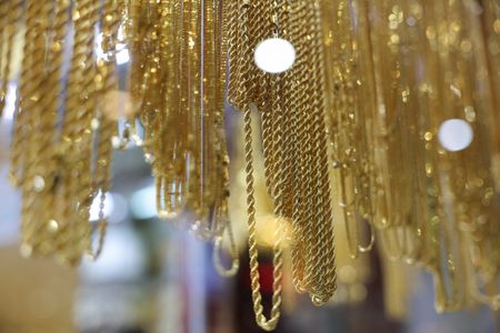 Deutsche Bank raises 2026 gold forecast to $4,000 as bullion hits record highs