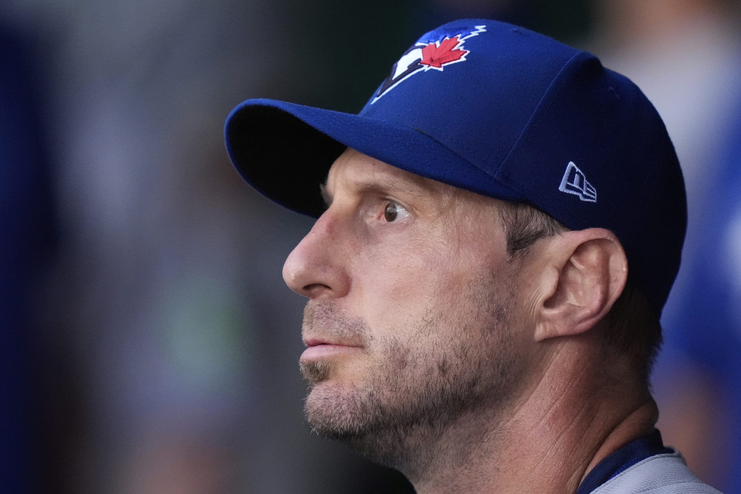 Max Scherzer allows 7 runs while getting 2 outs, raising concerns for Blue Jays as playoffs near