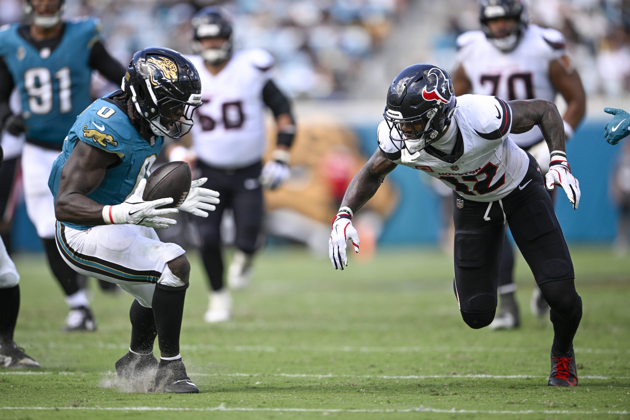 Brian Thomas Jr. comes up big late as the Jaguars send the Texans to 0-3 with a 17-10 victory