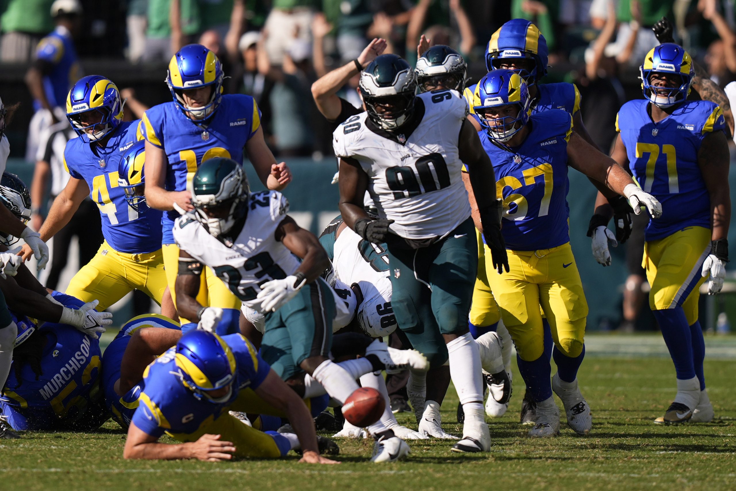 Jordan Davis seals Eagles’ 33-26 thrilling win over Rams with Philly’s 2nd blocked FG of 4th quarter