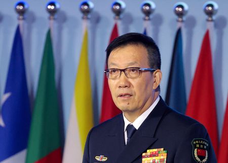 US lawmakers hold rare talks with Chinese defence minister