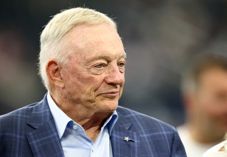 Before reunion Sunday, Jerry Jones recalls teams ‘mitigating Micah Parsons’