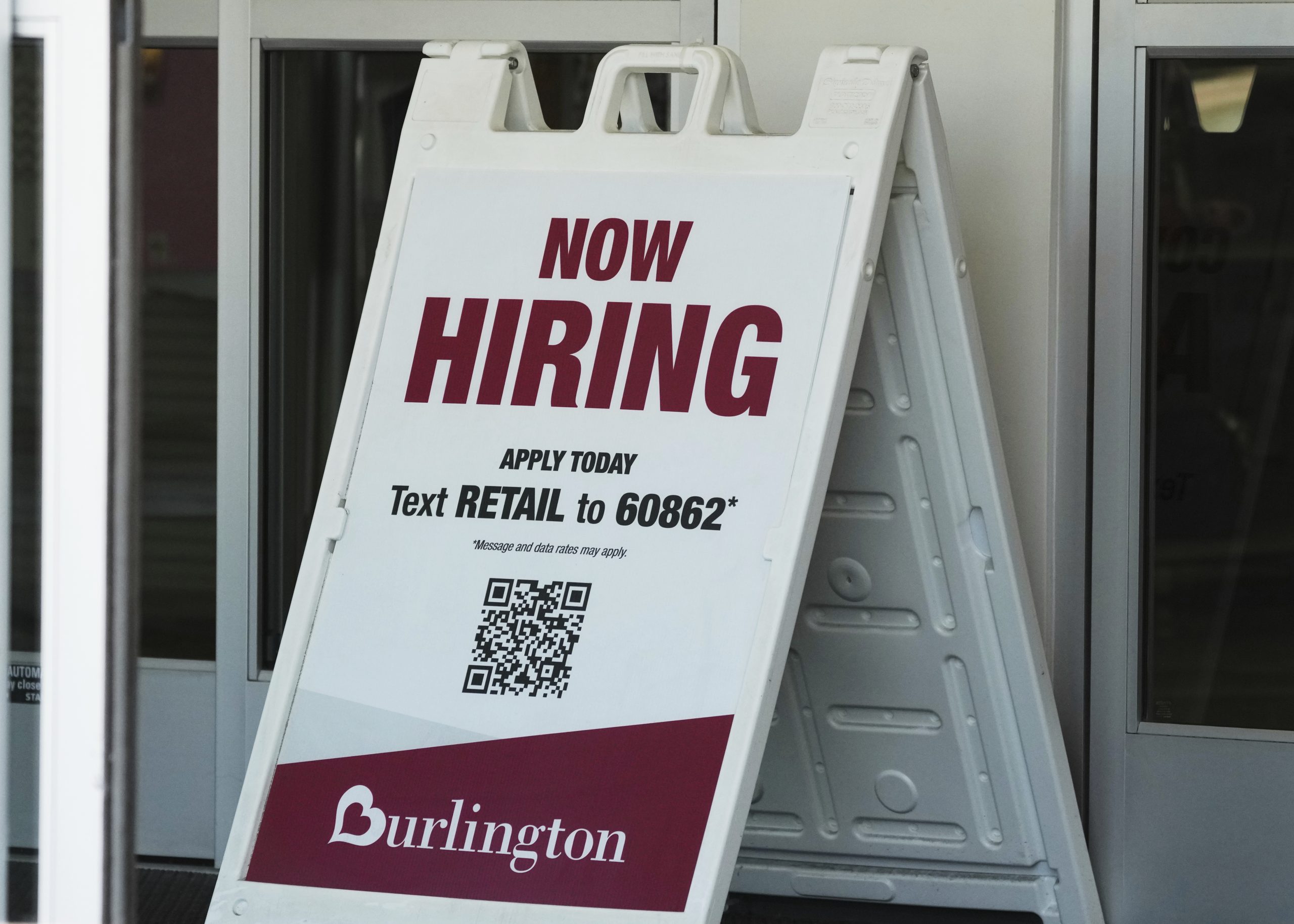 Fewer Americans file for jobless benefits last week despite signs of a slowing labor market