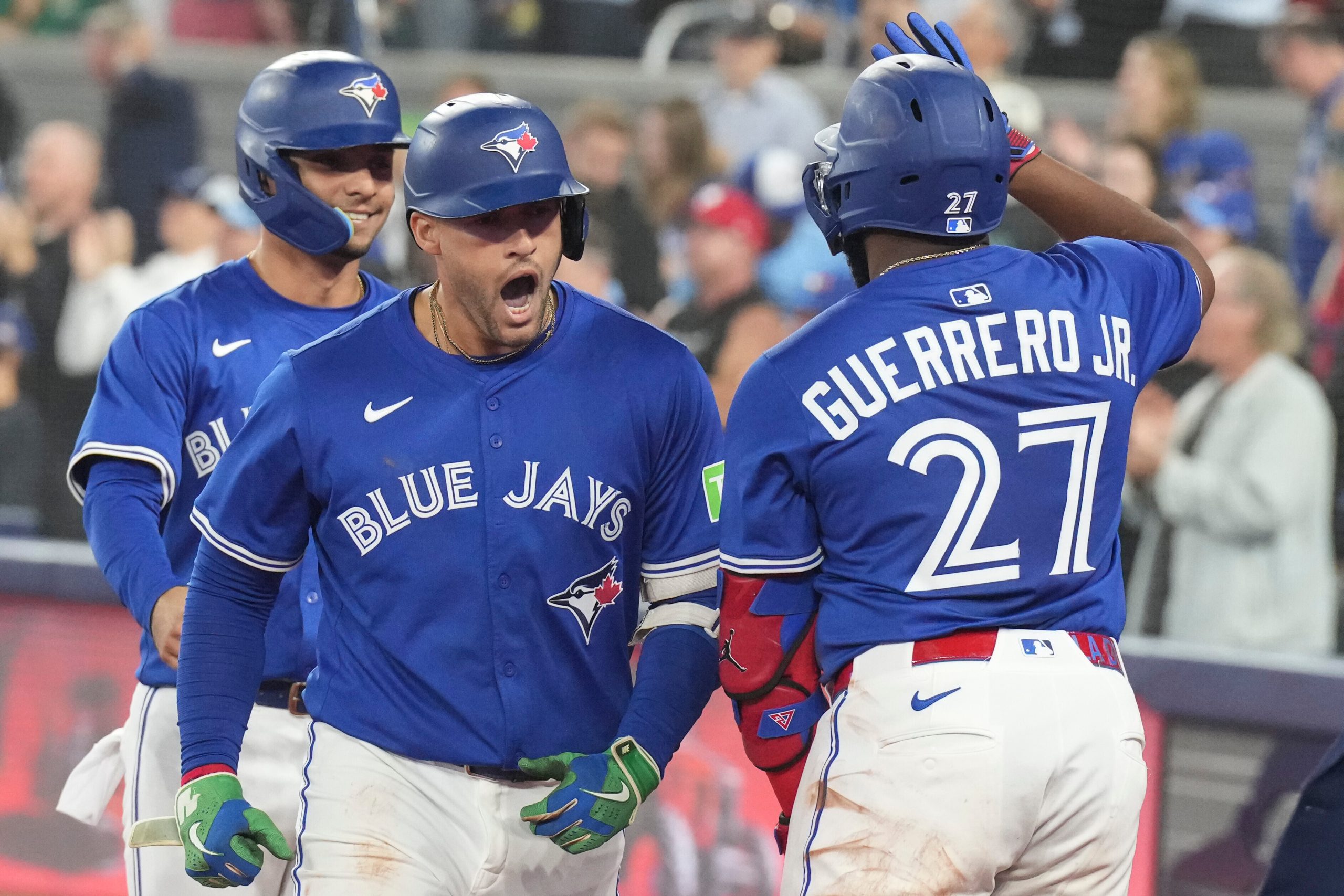 AL East race between Yankees and Blue Jays comes down to final weekend of season