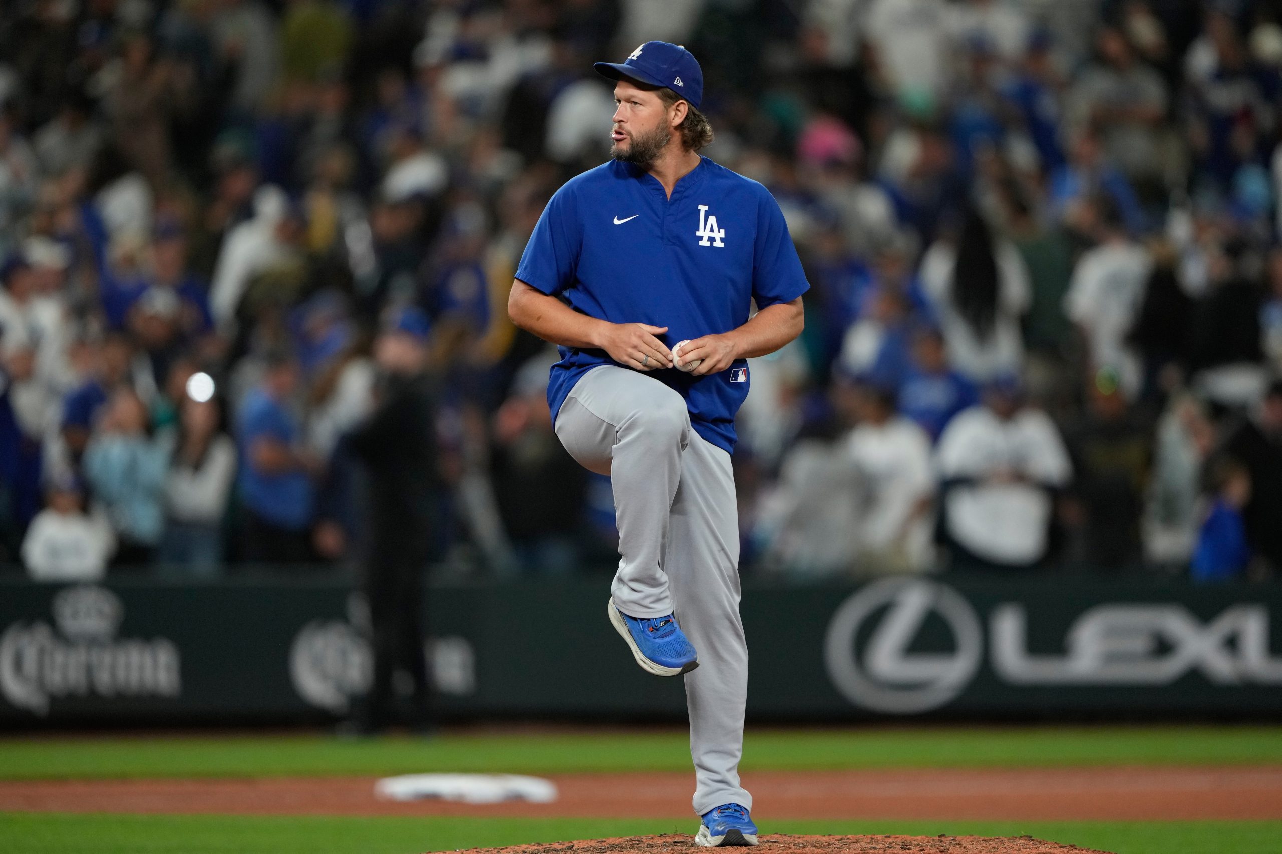 Dodgers left-hander Clayton Kershaw will not be on Wild Card Series roster