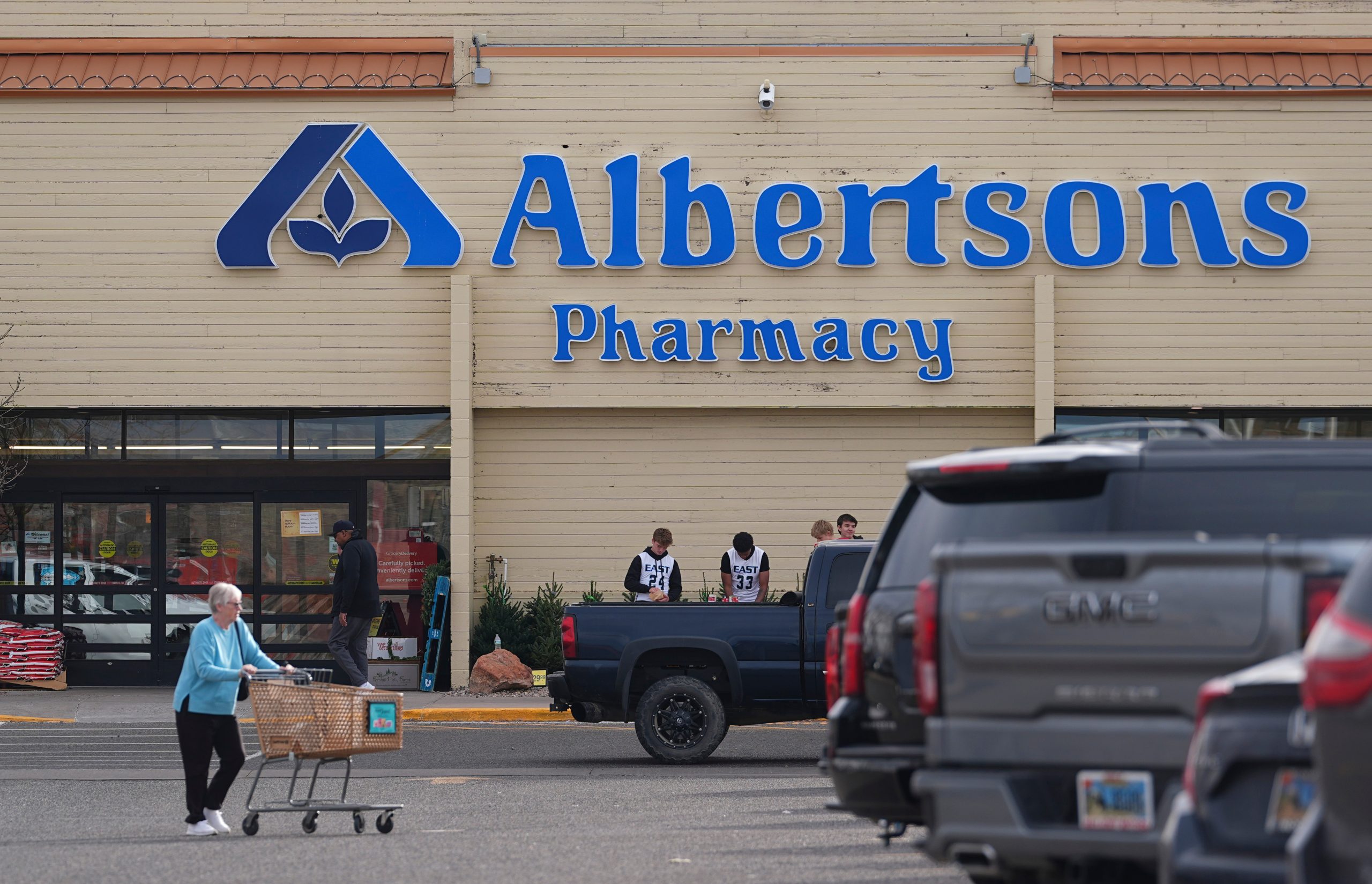 Albertsons recalls several deli items due to potential listeria contamination