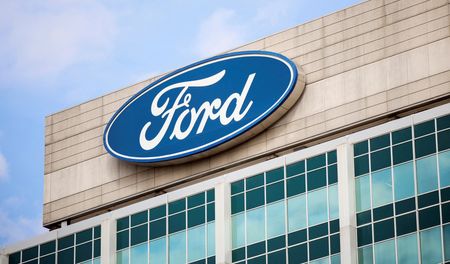 Exclusive-Ford, GM launch programs to extend use of $7,500 EV lease credit