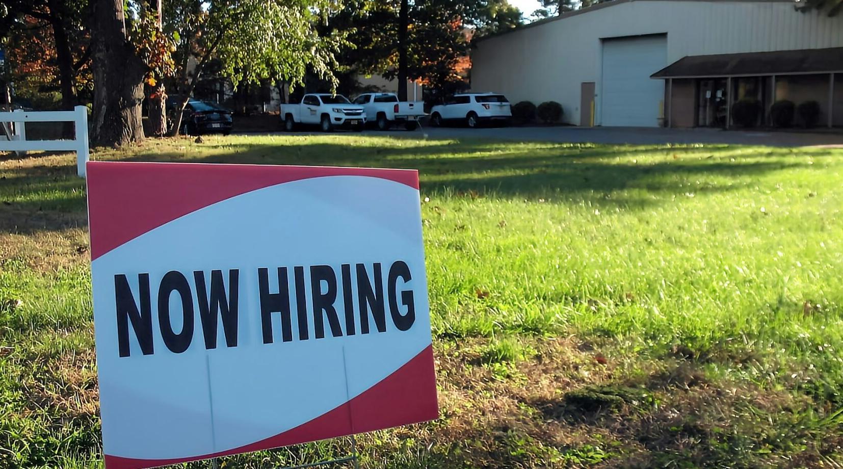 Illinois quick hits: Northwestern president resigns; unemployment claims rise