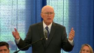 Illinois quick hits: Flags to fly half-staff to honor Edgar; thousands attend Kirk vigils