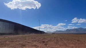 Illegal border crossings near record low in August